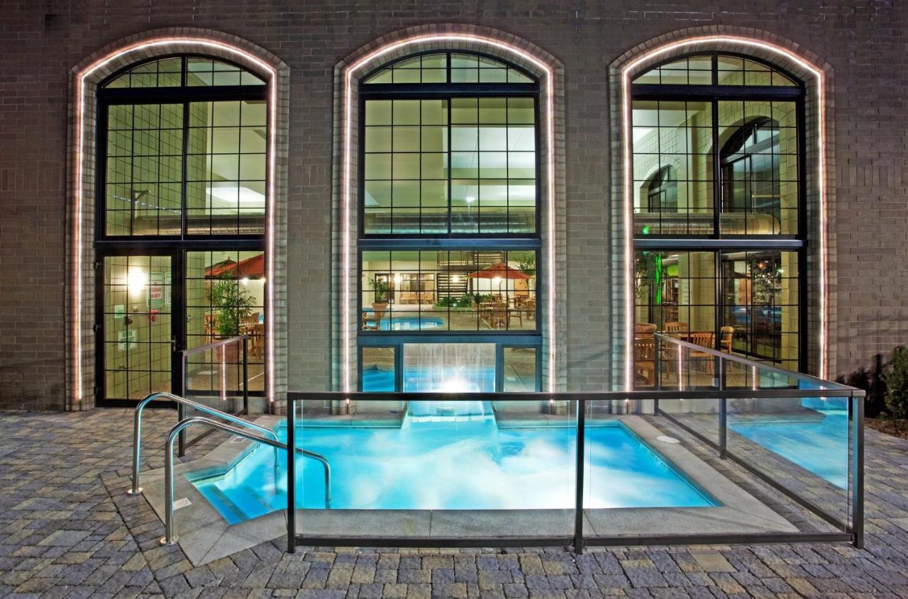 Holiday Inn Midland By Ihg Exterior foto